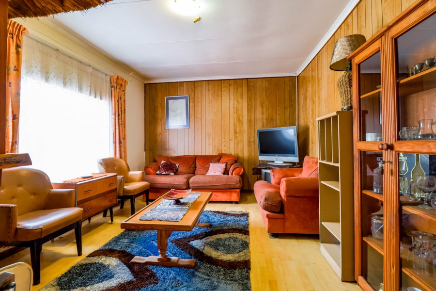 4 Bedroom Property for Sale in Rooihuiskraal Gauteng