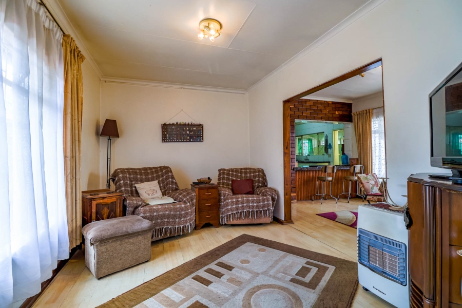 4 Bedroom Property for Sale in Rooihuiskraal Gauteng