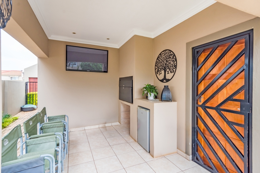 3 Bedroom Property for Sale in Chancliff Ridge Gauteng