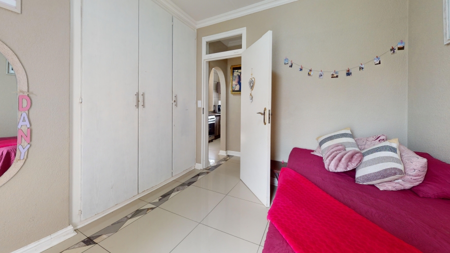 4 Bedroom Property for Sale in Goedeburg Gauteng