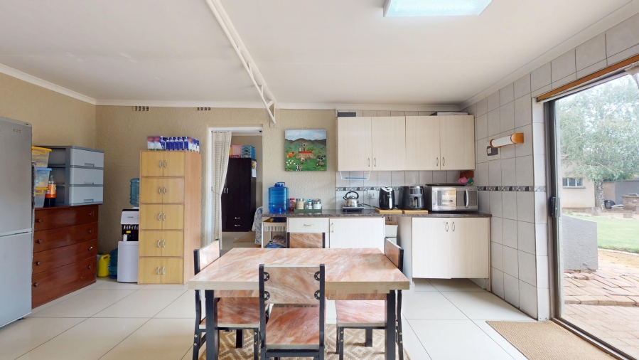 4 Bedroom Property for Sale in Goedeburg Gauteng