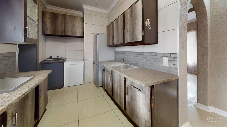 4 Bedroom Property for Sale in Goedeburg Gauteng