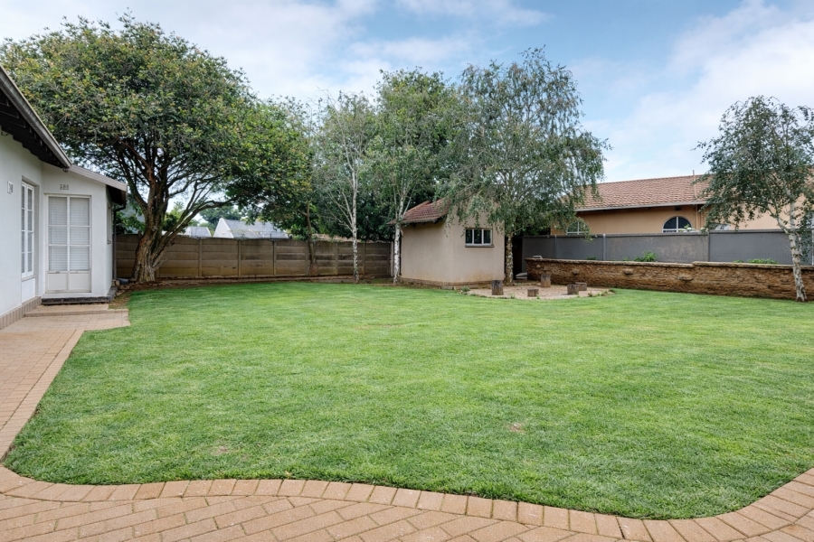 4 Bedroom Property for Sale in Goedeburg Gauteng
