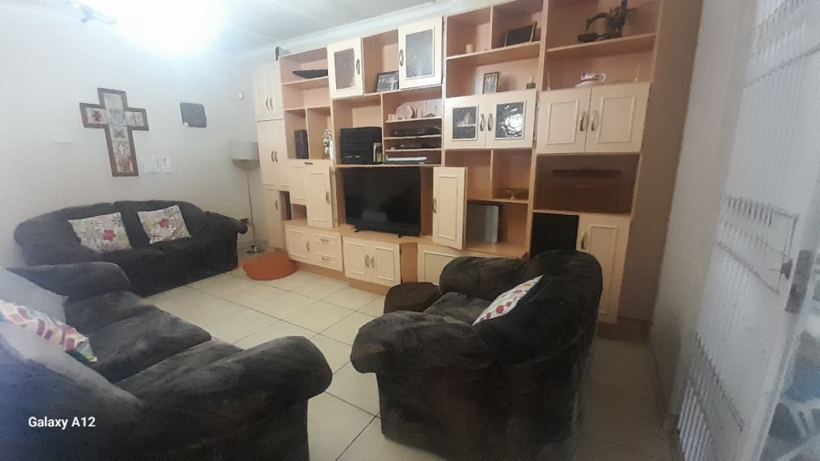 4 Bedroom Property for Sale in Ferryvale Gauteng