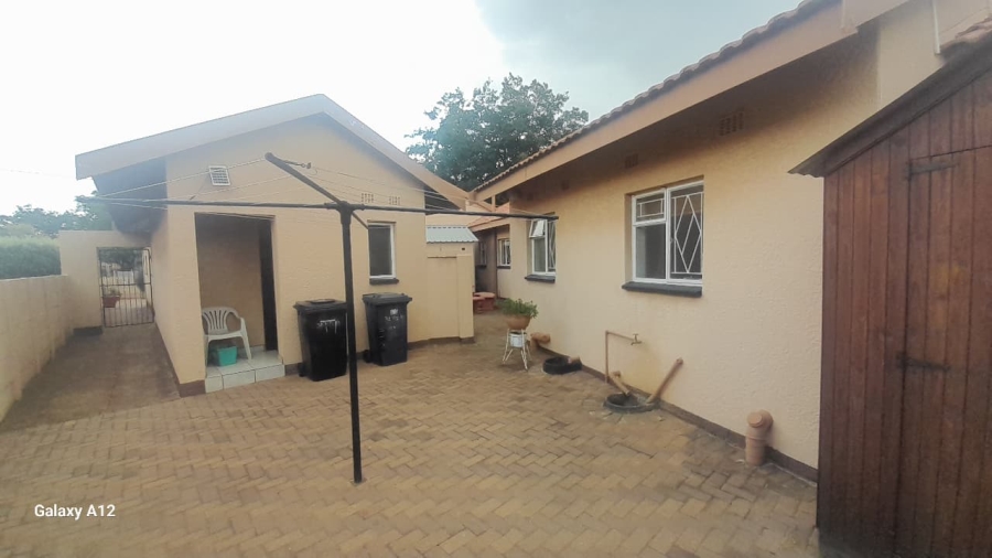 4 Bedroom Property for Sale in Ferryvale Gauteng
