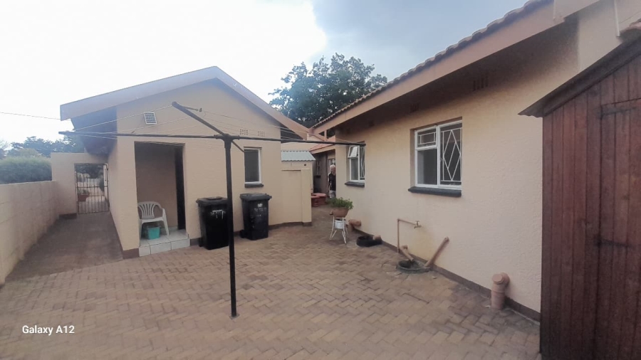 4 Bedroom Property for Sale in Ferryvale Gauteng