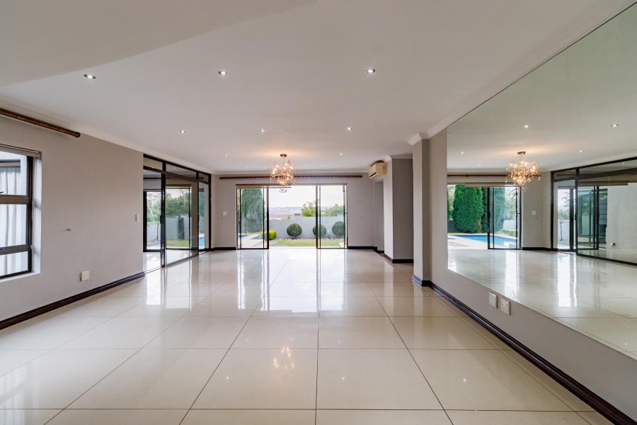 6 Bedroom Property for Sale in Midlands Estate Gauteng