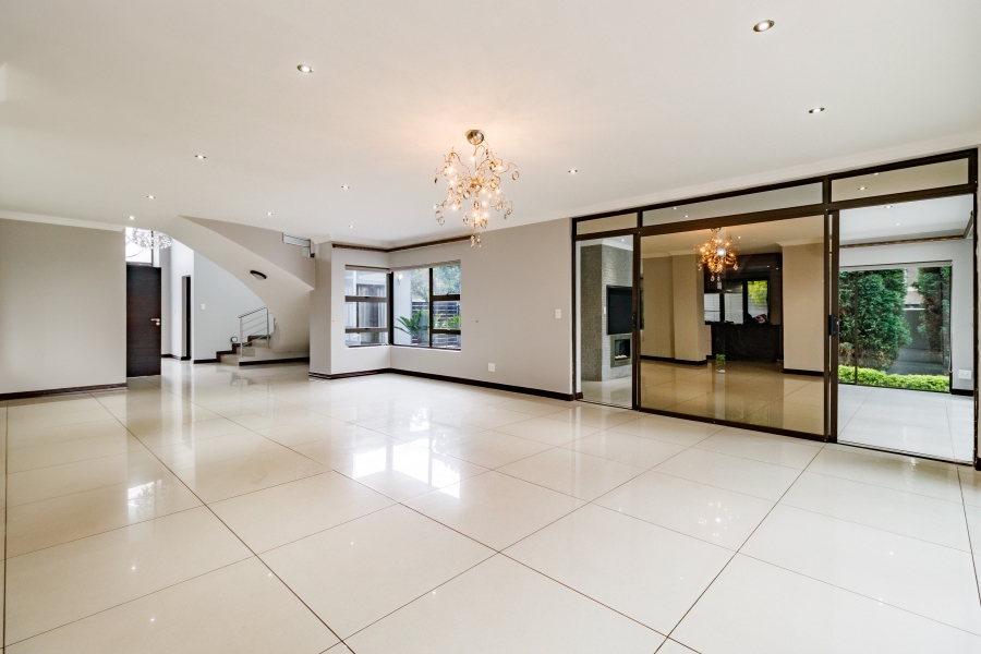 6 Bedroom Property for Sale in Midlands Estate Gauteng