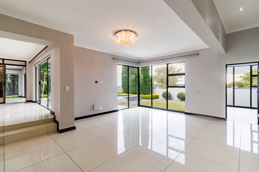 6 Bedroom Property for Sale in Midlands Estate Gauteng