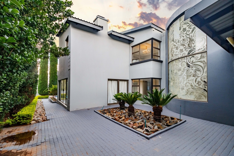 6 Bedroom Property for Sale in Midlands Estate Gauteng