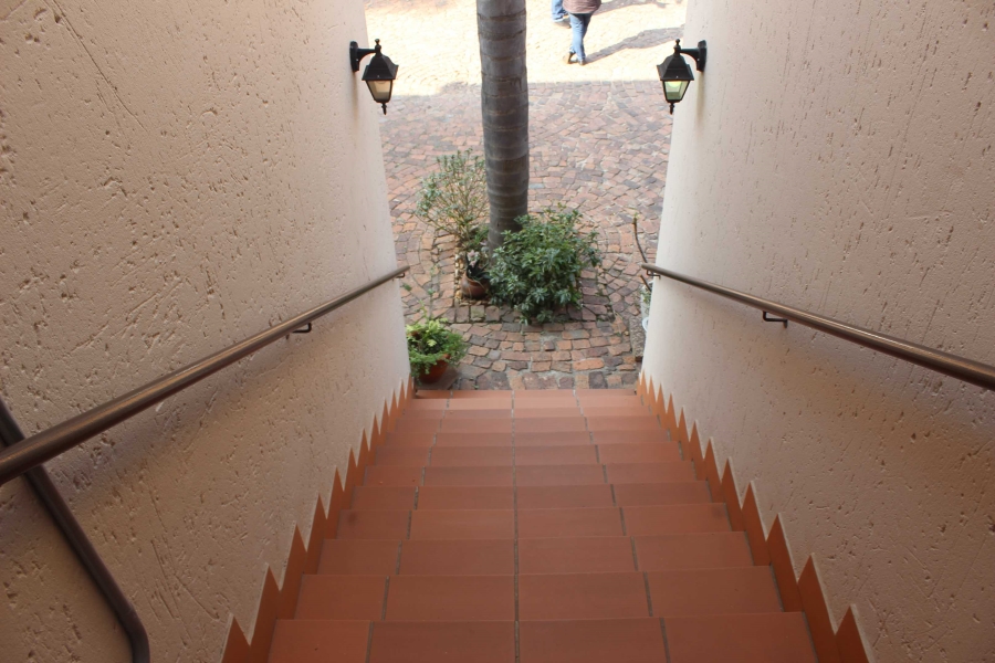 2 Bedroom Property for Sale in Glen Marais Gauteng