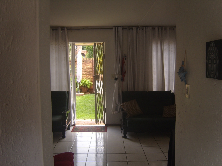 2 Bedroom Property for Sale in Glenvista Gauteng