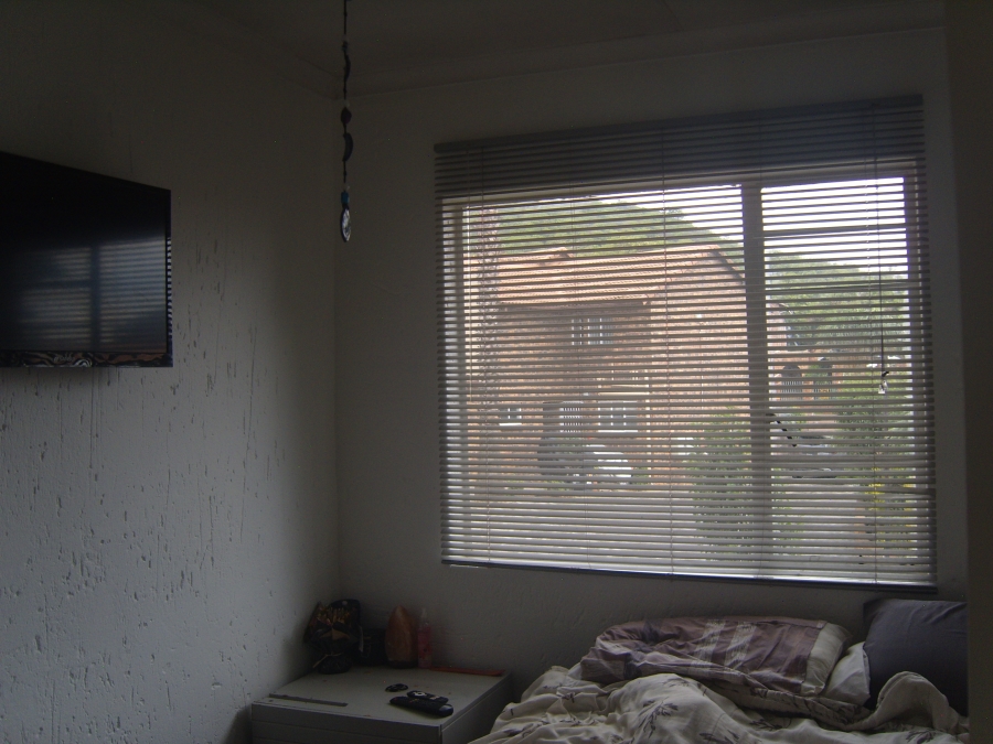 2 Bedroom Property for Sale in Glenvista Gauteng