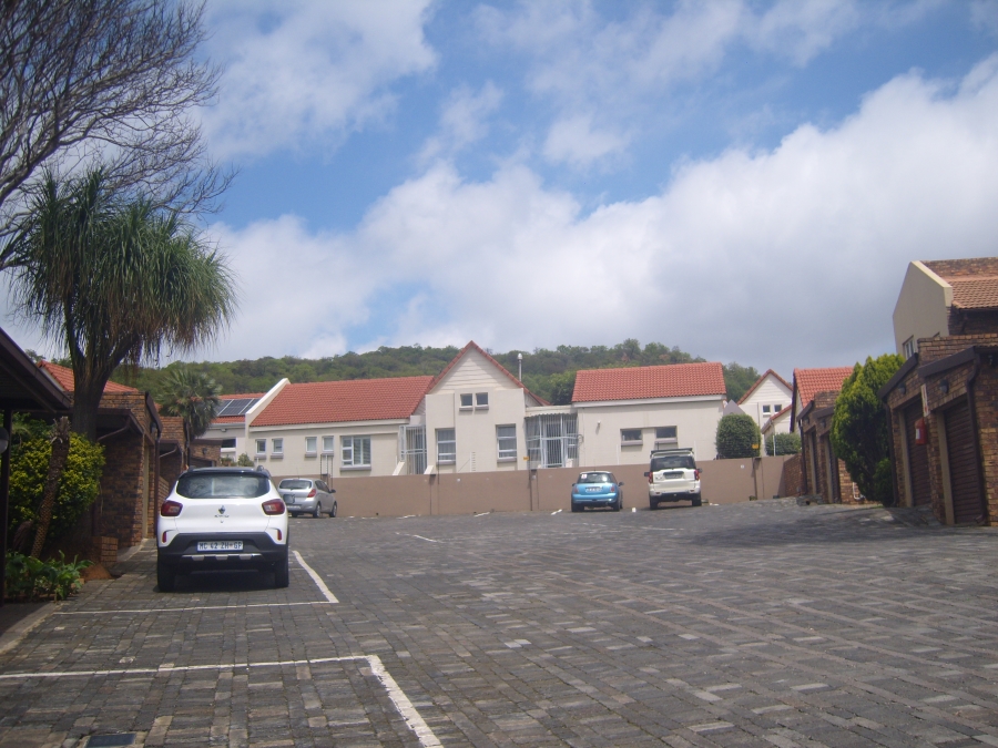 2 Bedroom Property for Sale in Glenvista Gauteng