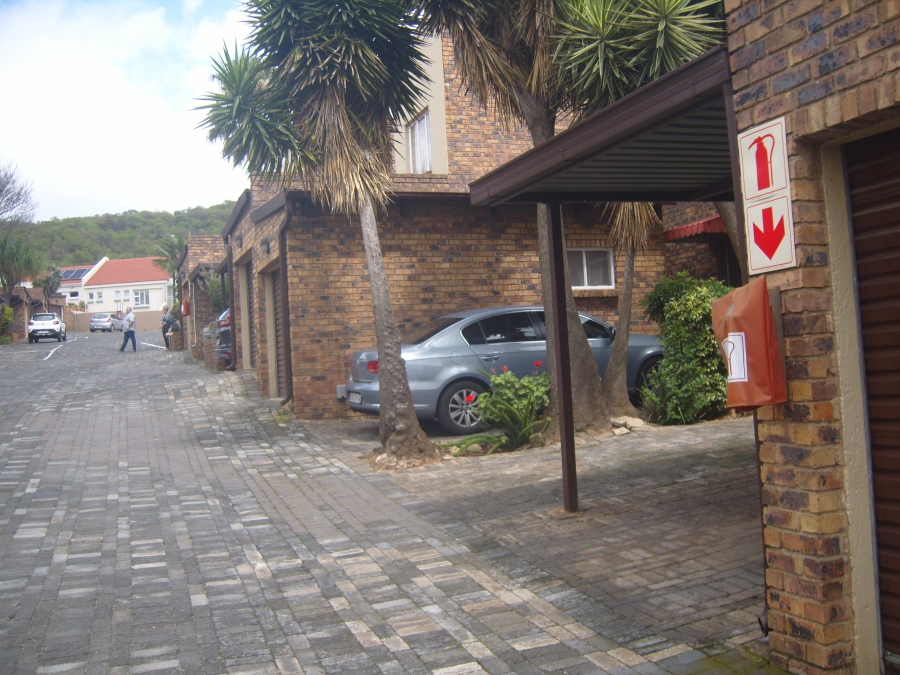 2 Bedroom Property for Sale in Glenvista Gauteng