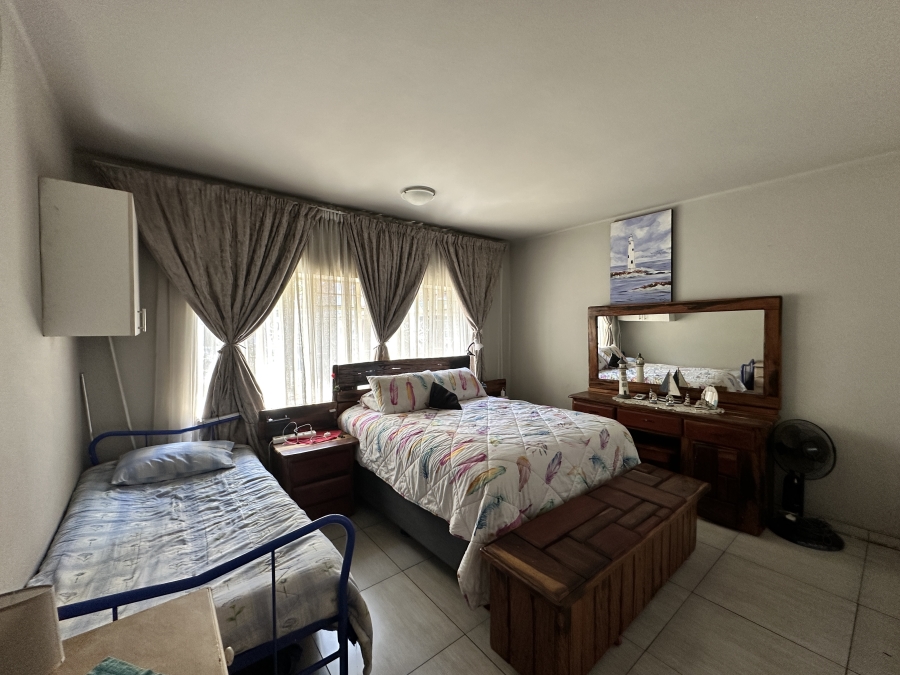 3 Bedroom Property for Sale in Lambton Gauteng