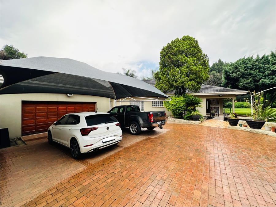 4 Bedroom Property for Sale in Lambton Gauteng