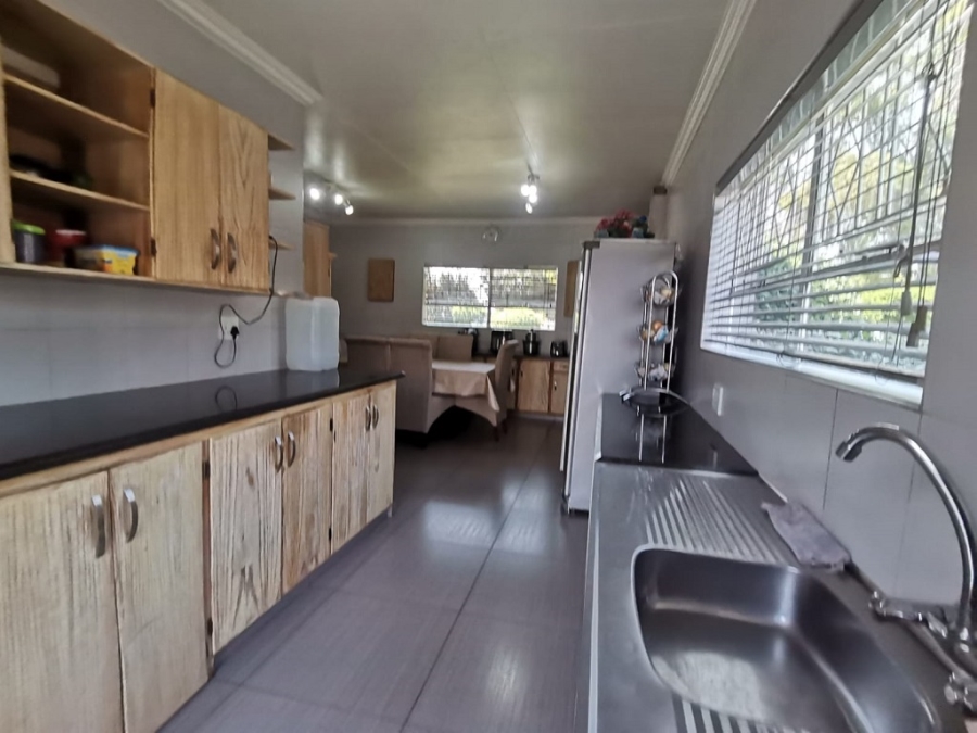 4 Bedroom Property for Sale in Brackenhurst Gauteng