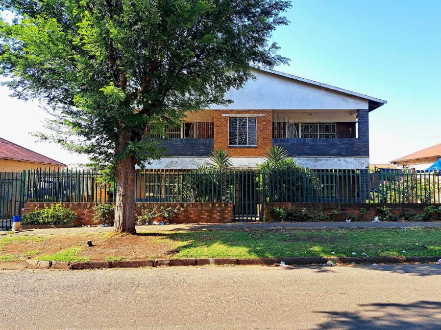 To Let 2 Bedroom Property for Rent in Turffontein Gauteng