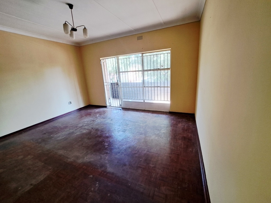 To Let 2 Bedroom Property for Rent in Turffontein Gauteng