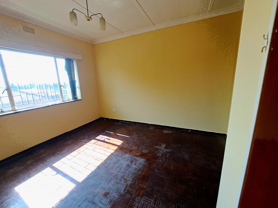 To Let 2 Bedroom Property for Rent in Turffontein Gauteng