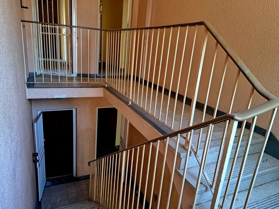 To Let 2 Bedroom Property for Rent in Turffontein Gauteng