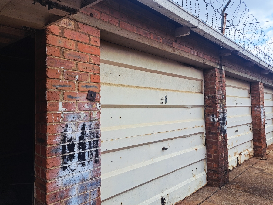 To Let 2 Bedroom Property for Rent in Turffontein Gauteng