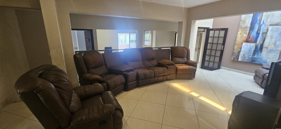 5 Bedroom Property for Sale in Meyersdal Gauteng