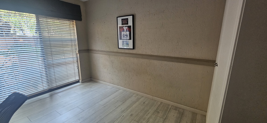 5 Bedroom Property for Sale in Meyersdal Gauteng