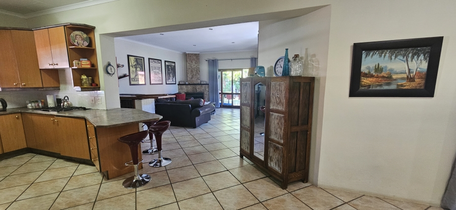 4 Bedroom Property for Sale in New Redruth Gauteng