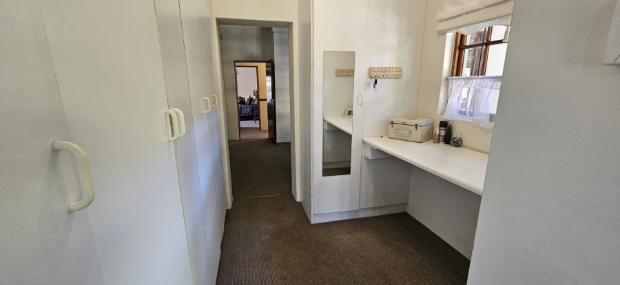 4 Bedroom Property for Sale in New Redruth Gauteng