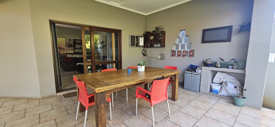 4 Bedroom Property for Sale in New Redruth Gauteng