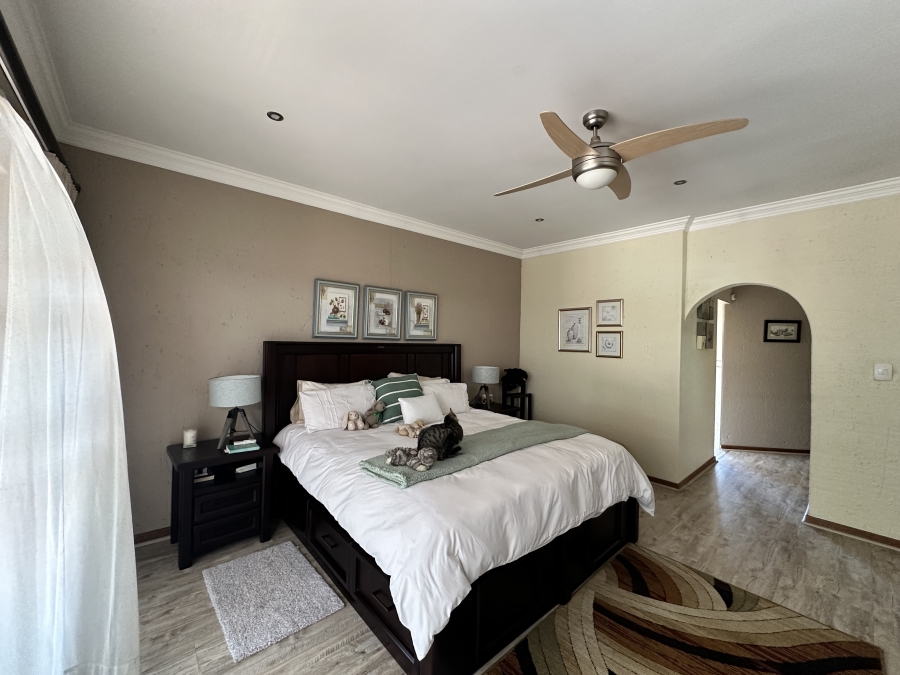 3 Bedroom Property for Sale in Blue Saddle Ranches Gauteng