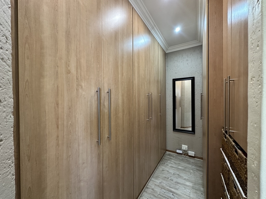 3 Bedroom Property for Sale in Blue Saddle Ranches Gauteng