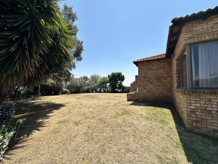 3 Bedroom Property for Sale in Blue Saddle Ranches Gauteng