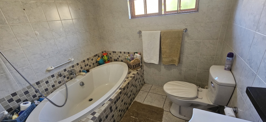 3 Bedroom Property for Sale in New Redruth Gauteng