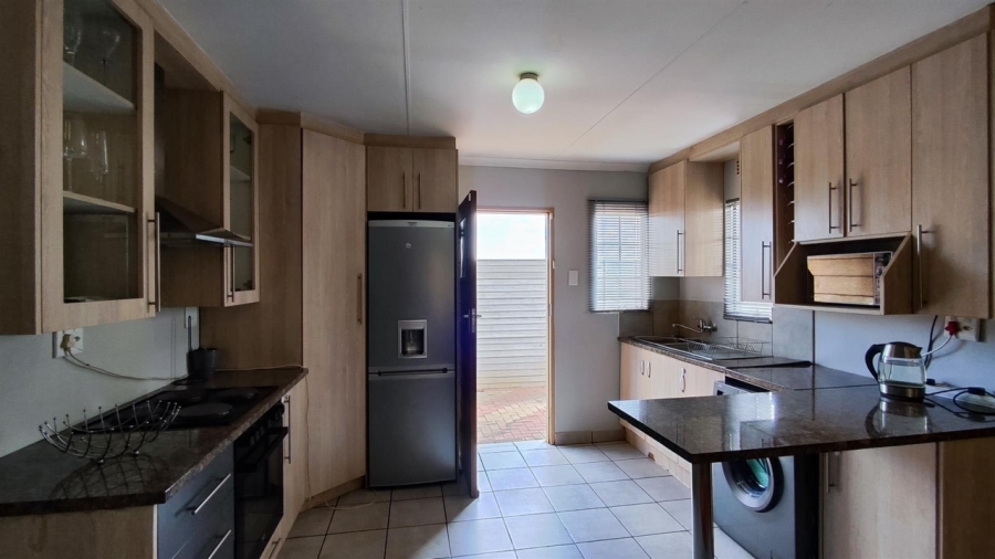 3 Bedroom Property for Sale in Sky City Gauteng