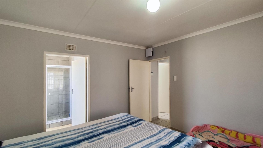 3 Bedroom Property for Sale in Sky City Gauteng