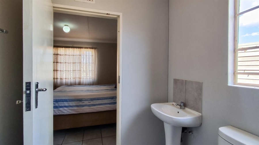 3 Bedroom Property for Sale in Sky City Gauteng