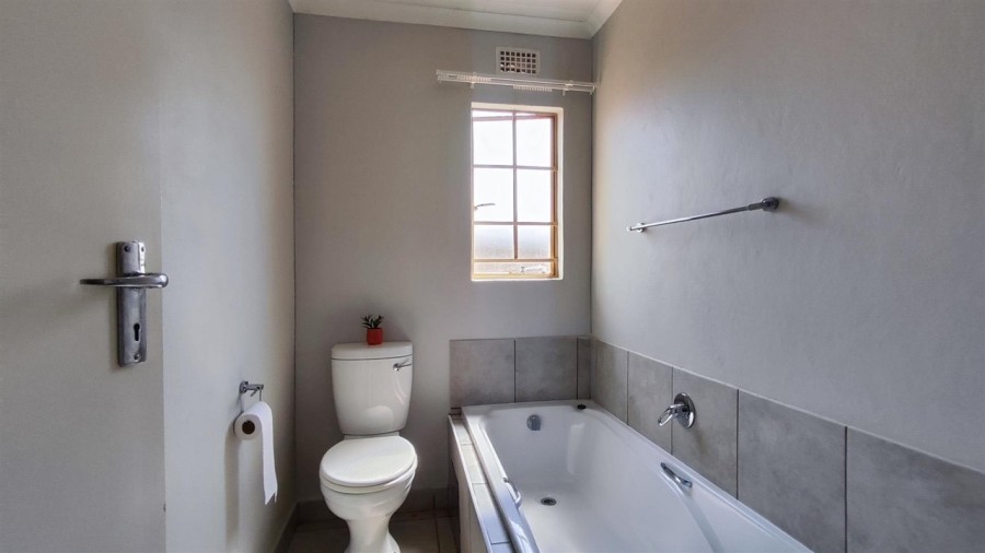 3 Bedroom Property for Sale in Sky City Gauteng