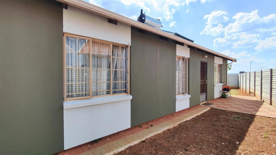 3 Bedroom Property for Sale in Sky City Gauteng