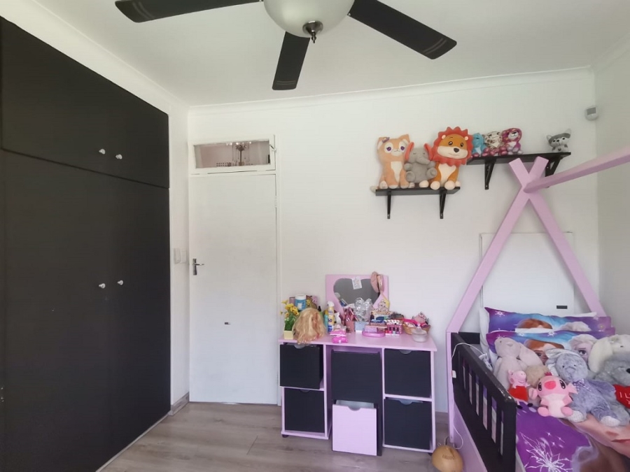 4 Bedroom Property for Sale in Mulbarton Gauteng