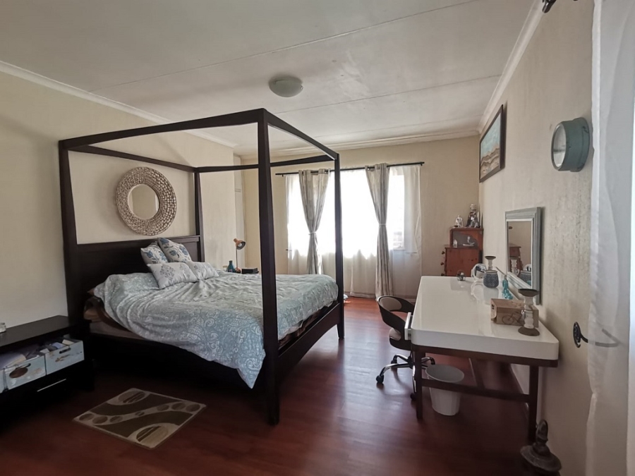 4 Bedroom Property for Sale in Bassonia Gauteng