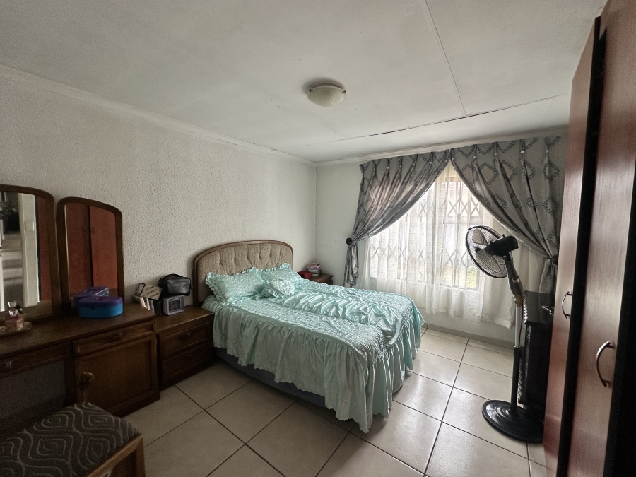 3 Bedroom Property for Sale in Alveda Park Gauteng