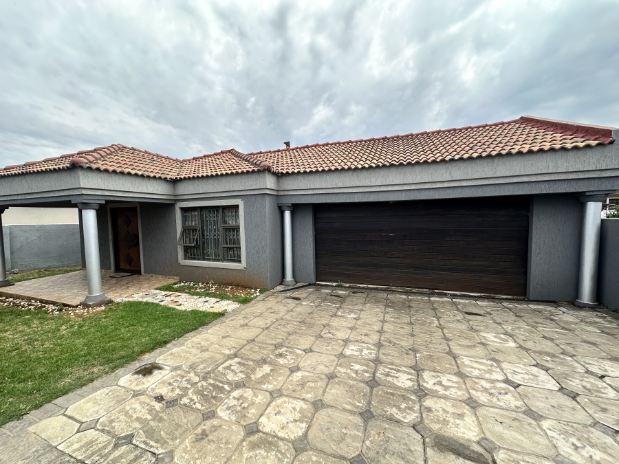 3 Bedroom Property for Sale in Alveda Park Gauteng