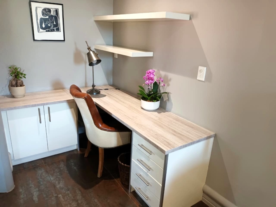 To Let 1 Bedroom Property for Rent in Zwartkop Gauteng