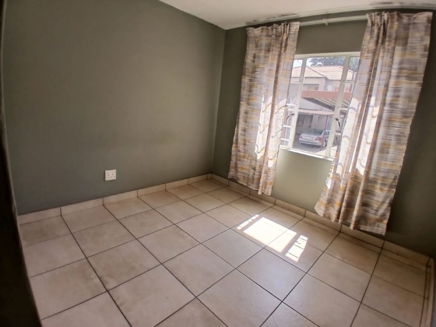 3 Bedroom Property for Sale in Elspark Gauteng