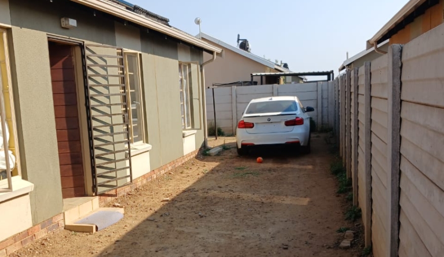 3 Bedroom Property for Sale in Sky City Gauteng