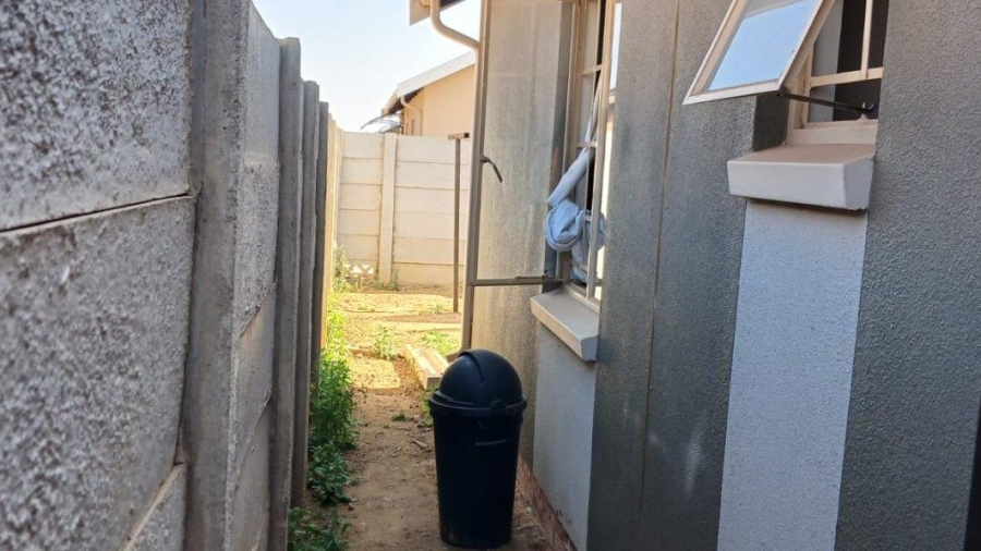 3 Bedroom Property for Sale in Sky City Gauteng