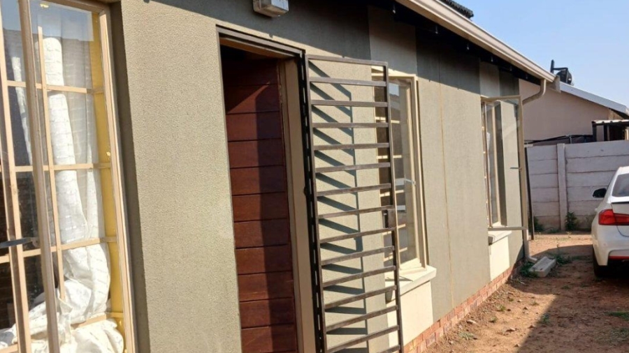 3 Bedroom Property for Sale in Sky City Gauteng